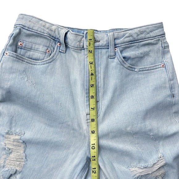 Wild Fable High Rise Distressed Mom Ankle Jeans Size 2 Light Wash - Picture 8 of 13